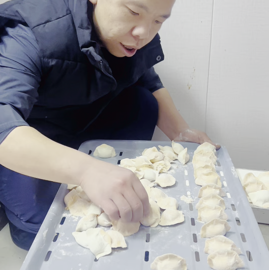 餃子機(jī)做的餃子餡大嗎